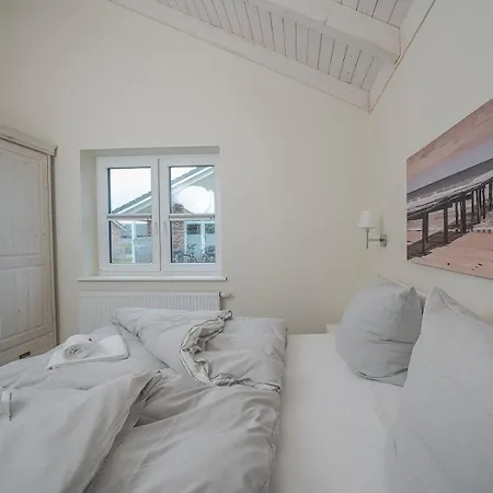 Haus Nispuk 56 - Nahe Am Deich Mit Kamin Und Sauna